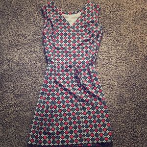 Cute banana republic dress! Never worn!